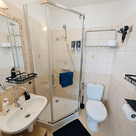 Seavilla - Adults Only - Cicho I Spokojnie Couette-café Rewa